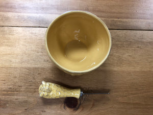 Honeycomb Bowl with Spreader